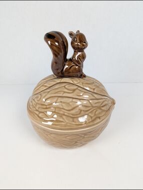 Vintage MCM Ceramic Squirrel on Walnut Acorn Candy Nut Dish Bowl